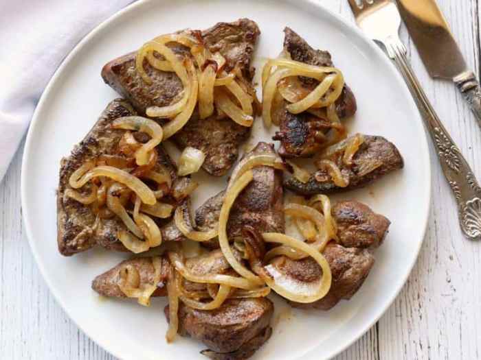 How to cook liver and onions southern style