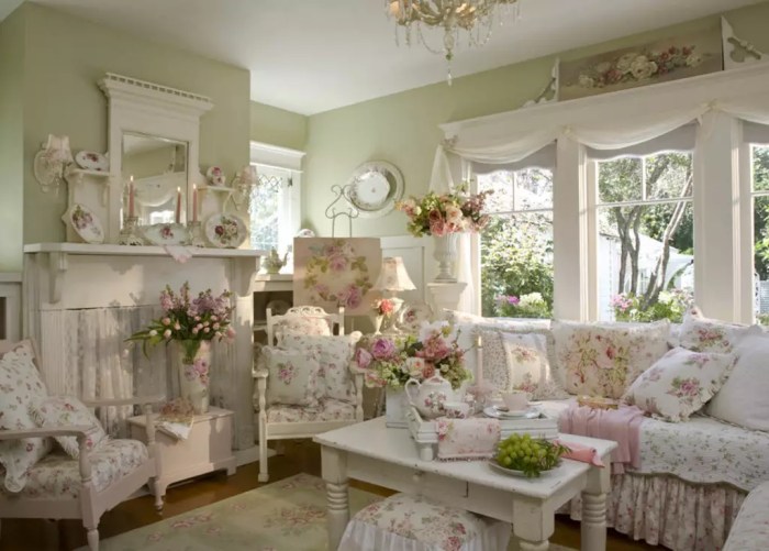 How to dress shabby chic style